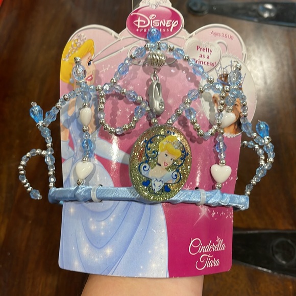 NWT Disney Cinderella Tiara - Picture 2 of 6